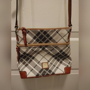 Dooney and Bourke bucket crossbody